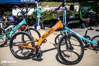 Stand Up Paddling war gestern – der neueste Hit ist Stand Up Biken, kurz SUB. Das ElliptiGo SUB kurvte zu oft auf dem Festivalgelände herum, um nicht darauf aufmerksam zu werden