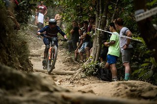 Am ikonischen „Little Champery“-Trail standen richtig viele Zuschauer, was uns sehr gefreut hatte. Mit richtig Lärm angefeuert zu werden, ist einfach unbeschreiblich!
