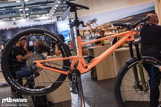 Dass die Bikes von Scor eine besondere Optik haben, wussten wir schon vorher