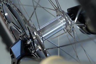 Bei den Laufrädern setzt Dangerholm auf Duke Racing Wheels mit Alufelgen. Bei den Laufrädern setzt Dangerholm auf Duke Racing Wheels mit Alufelgen.