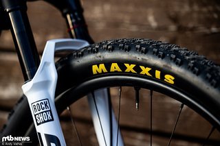 Die Wahl des Reifens fällt bei Schurter zumeist auf den Maxxis Aspen in 2,4" Breite.