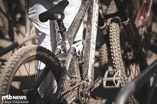 Spannender sah hierbei sein Transition-Rahmen aus – man munkelt, dass man hier mit einem Prototypen unterwegs gewesen sei.