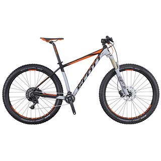 Das Scott Scale Plus soll mehr Trail- als XC-Bike sein und kommt mit 120 mm Federweg an der Front sowie einer angepassten Geometrie zum Kunden