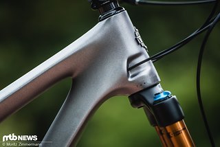 Im Tretlager- und Steuerrohr-Bereich wurde das Carbon-Layup überarbeitet. Das Resultat: eine höhere Steifigkeit bei gleichem Gewicht.