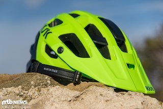 Schicker Leder-Kinnriemen Schicker Leder-Kinnriemen