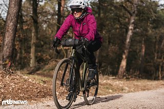 Passt auch auf dem Gravel-Bike vorzüglich