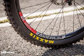 Die Aluminiumfelgen an Danny Harts Mondraker Summum sind eine Spezialanfertigung von DT Swiss