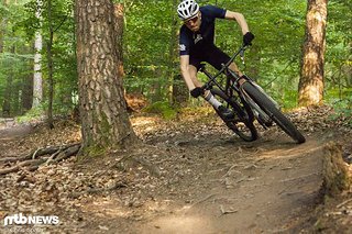 Nur marginal hinter der Fox 34 SC Factory landet SR Suntour in Bezug auf das Gesamtpaket Nur marginal hinter der Fox 34 SC Factory landet SR Suntour in Bezug auf das Gesamtpaket