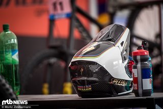 Die aktuelle Downhill-Weltmeisterin Miranda Miller wird in Fort William als einzige Teamfahrerin mit dem Prototyp an den Start gehen