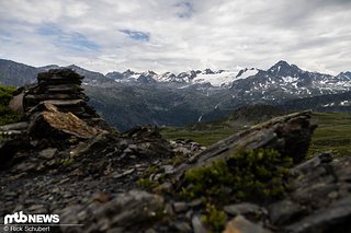 La Thuile liegt im Aosta-Tal auf der italienischen Seite des Mont Blanc.