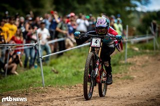 Im Training lief es jedoch immer besser und am Ende schnappte er sich tatsächlich den ersten Saisonsieg! Im Training lief es jedoch immer besser und am Ende schnappte er sich tatsächlich den ersten Saisonsieg!