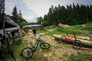 Der Kiosk am Racepark ist immer das Herzstück des Downchillmasters