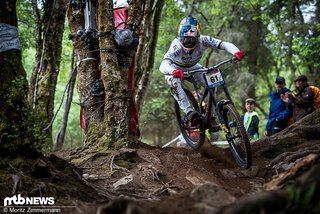 Loïc Bruni hat eine ungewollte Bodenprobe in seinem Qualifikationslauf genommen