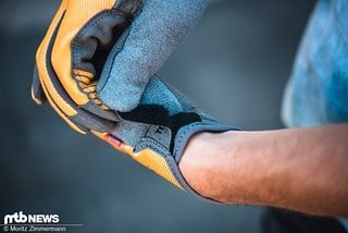 Handschuhe müssen perfekt passen, um eine optimale Performance abliefern zu können.