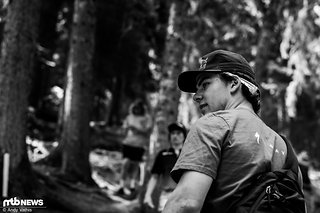 Durch eine Rückenverletzung konnte Finn Iles während der Saisonvorbereitung nur wenig Zeit auf dem neuen Downhill-Rad verbringen Durch eine Rückenverletzung konnte Finn Iles während der Saisonvorbereitung nur wenig Zeit auf dem neuen Downhill-Rad verbringen