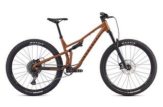 Das Commencal Tempo hält, was der Name verspricht. Das Commencal Tempo hält, was der Name verspricht.