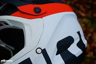 Weißer MTB-Helm