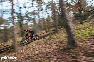 Geht es richtig zur Sache, bieten die Trail-Pedale natürlich weniger Support und Grip als die Enduro-Version