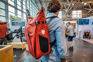 Der Ortlieb Vario PS-Rucksack ist gleichermaßen als Rucksack oder als Packtasche nutzbar.