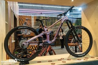 Ein Kona in pink-metallic. Es ist wunderschön!