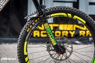 Im Inneren der RockShox Boxxer Team werkelt eine besonders harte Race Only Springs-Feder