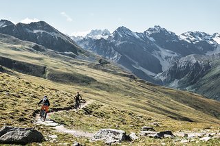 Hoffen wir mal, dass alle Teilnehmenden auch Zeit für die wunderbare Aussicht haben – denn die lohnt sich! Hoffen wir mal, dass alle Teilnehmenden auch Zeit für die wunderbare Aussicht haben – denn die lohnt sich!