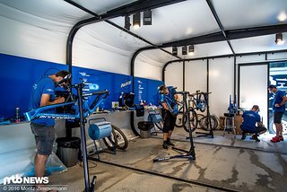 Ein Blick in die heiligen Hallen des MS Mondraker-Teams