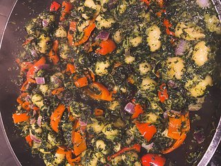 Na, wer bekommt Appetit? So sieht die Grünkohl-Gnocchi-Pfanne aus!