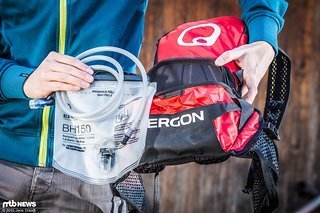 Die Ergon BH150 Trinkblase mit 1,5l Volumen ist speziell für den BE1 / BE2 entwickelt worden und im Lieferumfang enthalten Die Ergon BH150 Trinkblase mit 1,5l Volumen ist speziell für den BE1 / BE2 entwickelt worden und im Lieferumfang enthalten