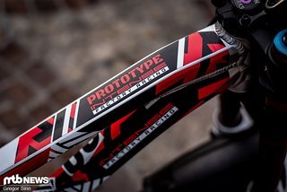 Man muss kein MTB-Experte sein, um zu erkennen, dass es sich hier um einen Prototyp handelt. Man muss kein MTB-Experte sein, um zu erkennen, dass es sich hier um einen Prototyp handelt.