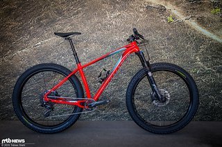 Das Specialized Fuse soll ein aggressives Trail-Hardtail mit 120 mm Federweg sein