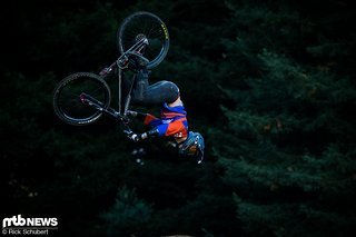 Barry Nobles mit einem Flatspin über den ersten großen Double