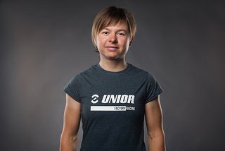 Tanja Žakelj wird für Unior/Devinci im XCO-World Cup unterwegs sein