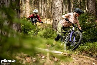 In der heutigen Folge von Ausprobiert! Spezial geht's um Trail-Klamotten für Frühling und Sommer