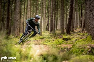 Komplett in den Grenzbereich bringen konnten wir die RockShox Domain RC 2022 noch nicht Komplett in den Grenzbereich bringen konnten wir die RockShox Domain RC 2022 noch nicht