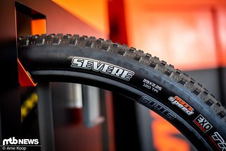 Der neueste Reifen im Maxxis-Stall heißt Severe und soll der perfekte Matschreifen fürs XC-Bike sein.