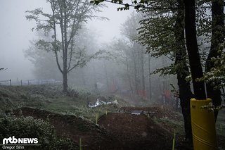 An sich sind die Sprünge im oberen Teil der Strecke gut machbar, doch bei Nässe könnte es eine zähe Angelegenheit werden.