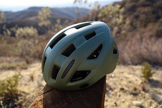 GIANT HELMET ROAD SR-060