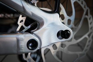 Die Kettenstrebenlänge ist nicht der einzige Geometrie-Parameter der sich verstellen lässt.