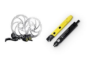 Magura spendiert neben der starken MT5 PRO Bremse auch ein praktisches Multitool von Wolf Tooth.