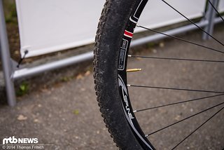 Gefahren wird mit 26" Latex-Schlauch trotz 29er Reifen. Gefahren wird mit 26" Latex-Schlauch trotz 29er Reifen.