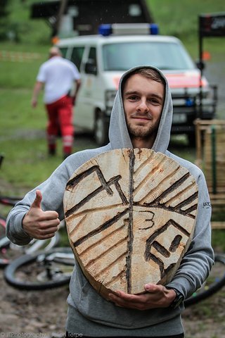 Aus Holz sind nicht nur unsere Sprünge!
