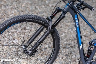 Vorne setzt Radon am Skeen Trail auf die bewährte RockShox Pike RC