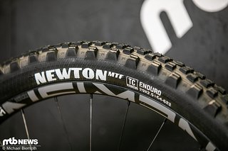 Der komplett überarbeitete Goodyear Newton MTF kommt in drei Karkassen und zwei Gummimischungen ab 60 € (UVP). Der komplett überarbeitete Goodyear Newton MTF kommt in drei Karkassen und zwei Gummimischungen ab 60 € (UVP).