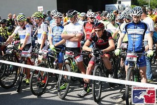 Gespanntes Warten vor dem Start Gespanntes Warten vor dem Start