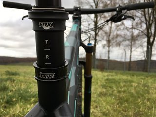 Angesteuert vom BikeYoke Triggy: Die Fox Transfer mit 125 mm Verstellweg Angesteuert vom BikeYoke Triggy: Die Fox Transfer mit 125 mm Verstellweg
