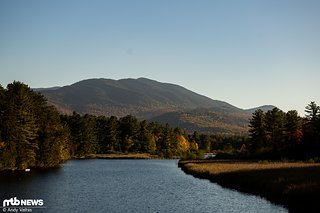 Für das perfekte Herbst-Erlebnis geht's zum Saison-Abschluss in die USA und nach Kanada.
