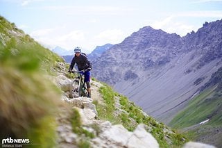 Vielfältige Fahrsituationen treten beim Biken auf