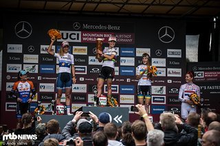 Kate Courtney gewann vor Jolanda Neff und Yana Belomoina, das Podium komplettierten Anne Tauber und Anne Terpstra