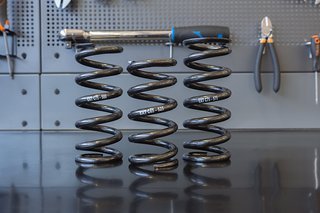 Die neue EXT Superlight Spring V2 ist laut EXT bis zu 30 % leichter als das Vorgängermodell. Die neue EXT Superlight Spring V2 ist laut EXT bis zu 30 % leichter als das Vorgängermodell.